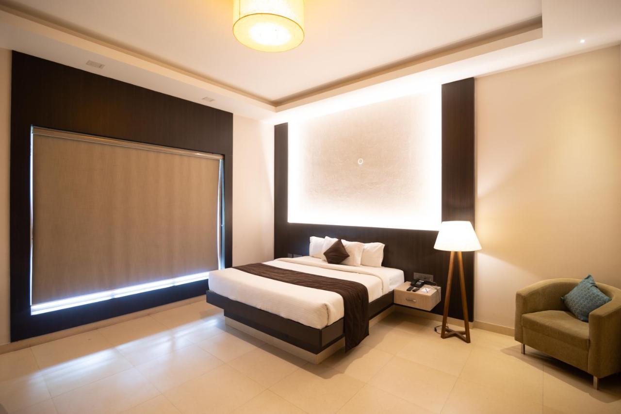 D Wayfarer Inn Resort Erode Exterior foto