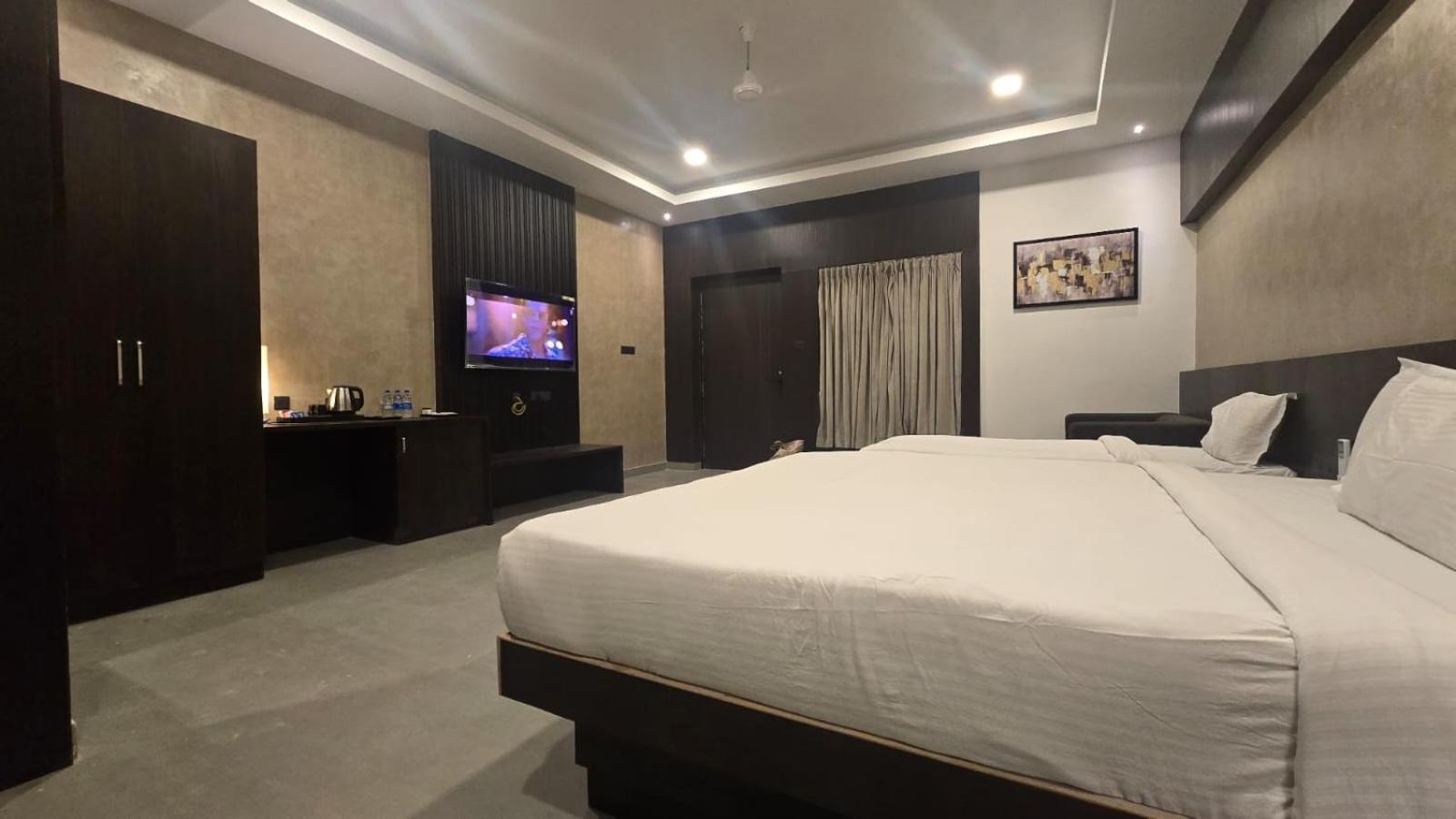 D Wayfarer Inn Resort Erode Exterior foto